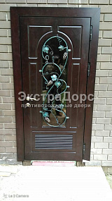 Противопожарные двери с решеткой от производителя в Воскресенске  купить